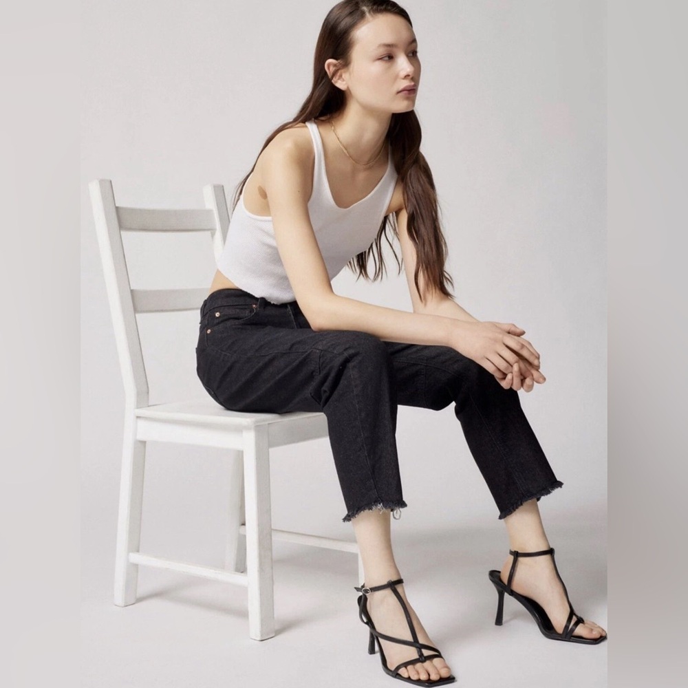 🖤🆕 BDG Urban Outfitters Black Relaxed Tapered Crop Jeans 24 US 0 Trendy